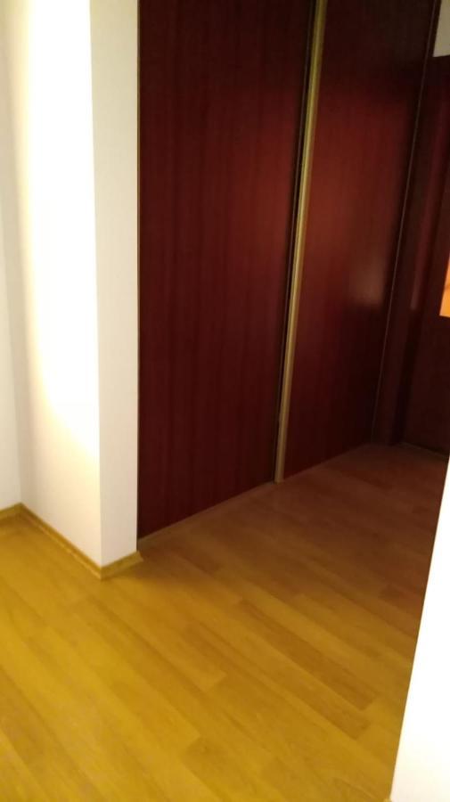 Brezno 2 Izbovy Apartman Sabi Buitenkant foto